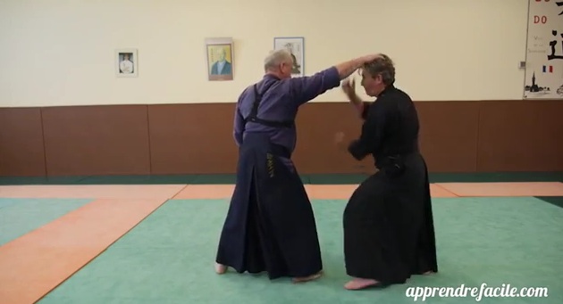 pratiquer l'aikido : kamidori (saisie par les cheveux)