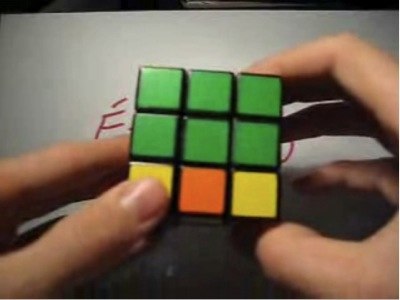 Comment résoudre un Rubik's Cube en 5 étapes ? Ce cours vidéo de Rubik's Cube vous apprend la résolution du problème -  étape 2.