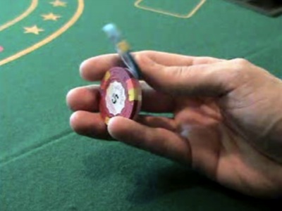 apprendre le Thumb Flip au poker