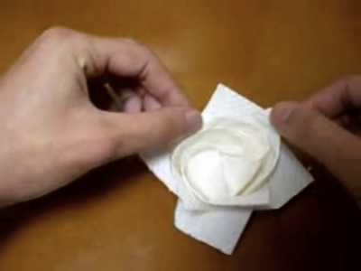 faire une rose en origami